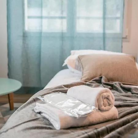 Appartement Douces Nuits Caennaises - Parking Privé Inclus, Centre *