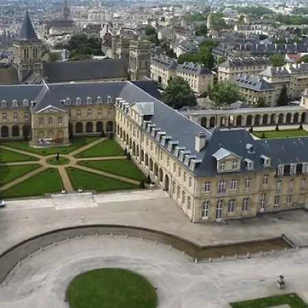 Douces Nuits Caennaises - Parking Prive Inclus, Centre * Caen