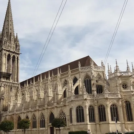 Daire Douces Nuits Caennaises - Parking Prive Inclus, Centre *