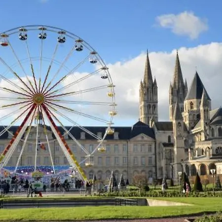 Douces Nuits Caennaises - Parking Privé Inclus, Centre