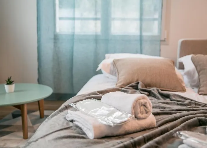 Daire Douces Nuits Caennaises - Parking Prive Inclus, Centre *