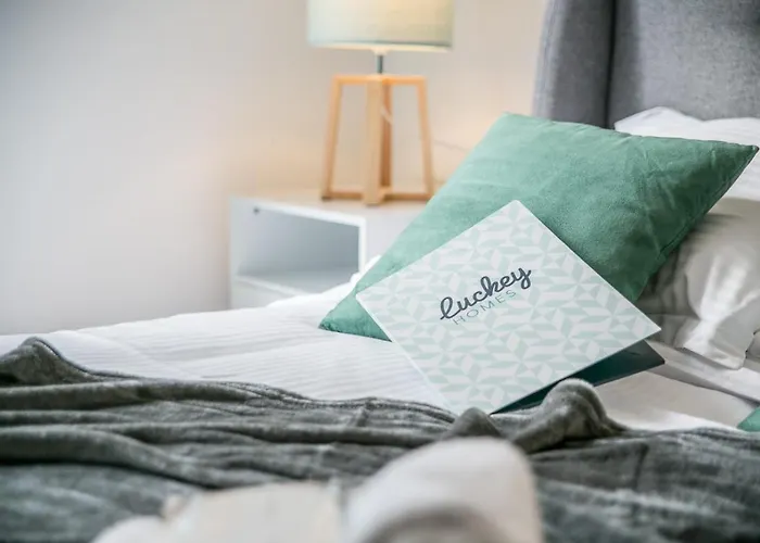 Daire Douces Nuits Caennaises - Parking Prive Inclus, Centre