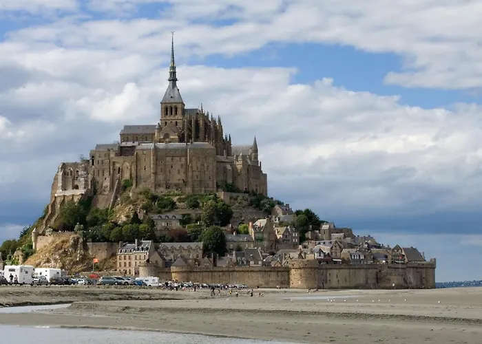 Douces Nuits Caennaises - Parking Prive Inclus, Centre Caen