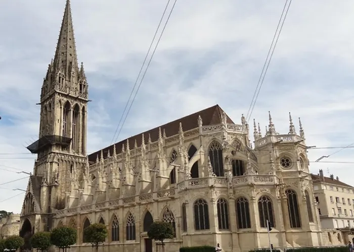 Daire Douces Nuits Caennaises - Parking Prive Inclus, Centre *